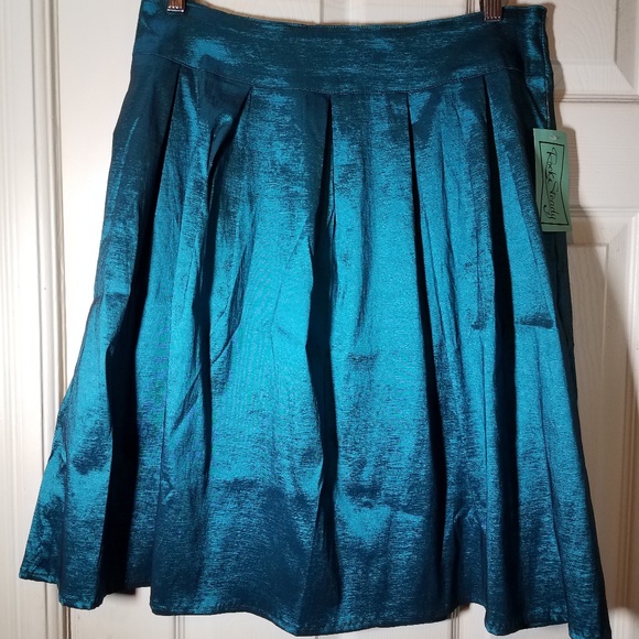 Rock Steady Dresses & Skirts - Rock Steady Retro Skirt